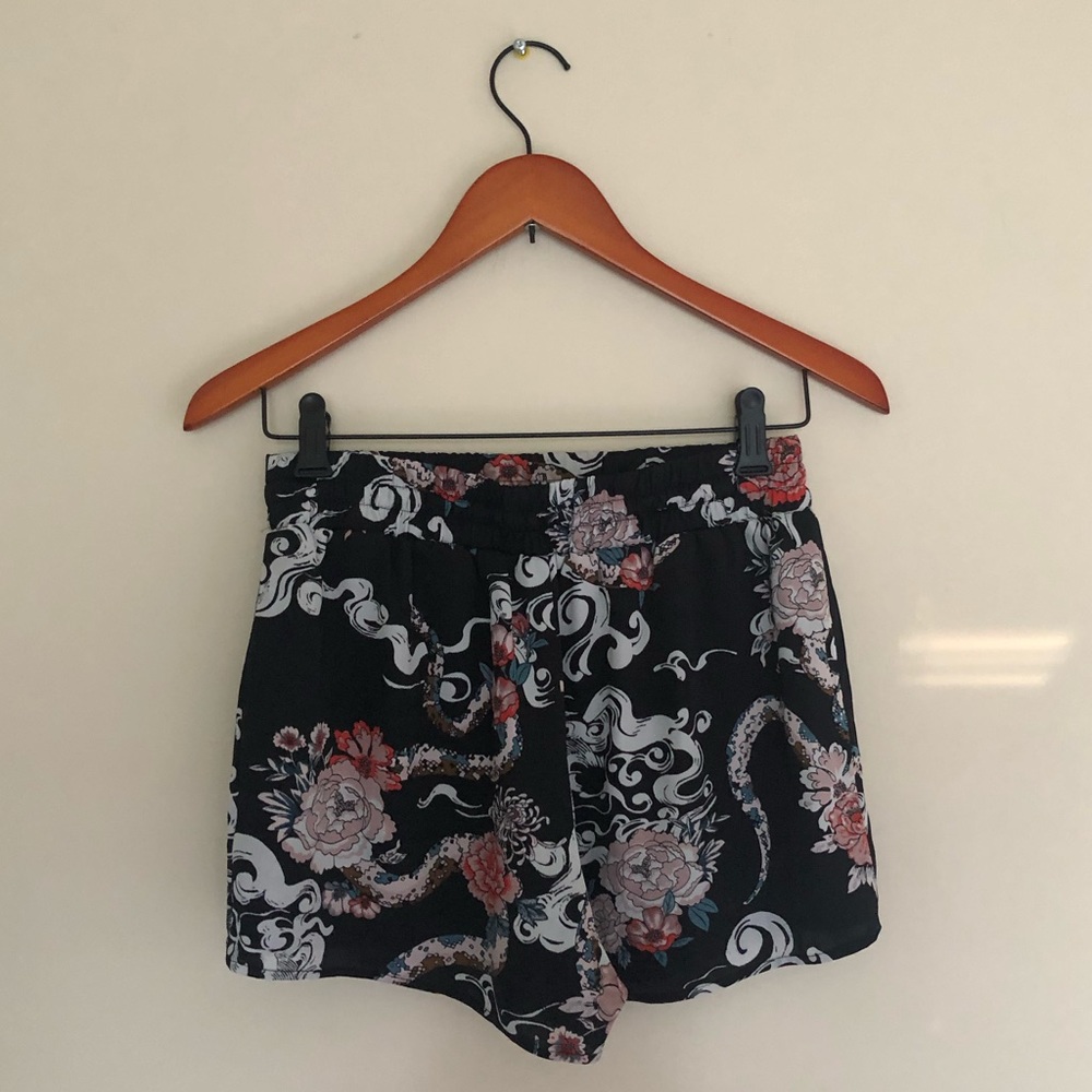 Talula Black Patterned Shorts - Picture 2 of 3